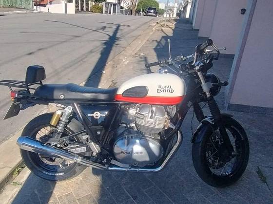 ROYAL ENFIELD INTERCEPTOR 